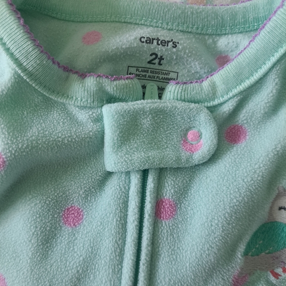 Carter’s Toddler Girls 2T Fleece Footed Pajamas – Lot of 2 - Picture 2 of 7